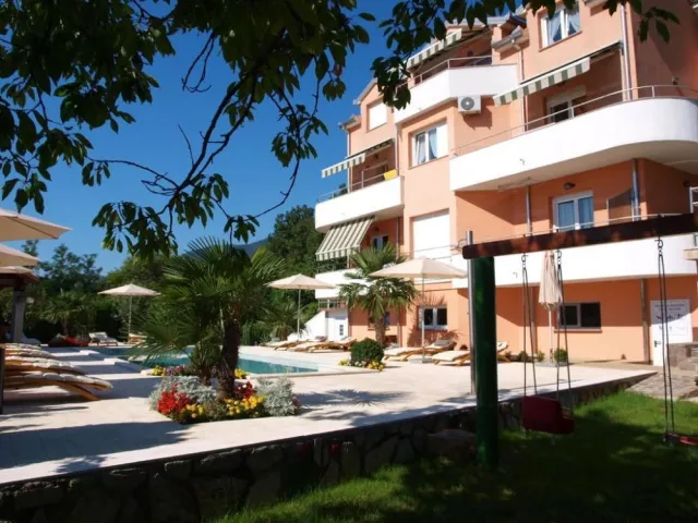 Hotel with 12 rooms in Oprić, Opatija, Croatia, for sale