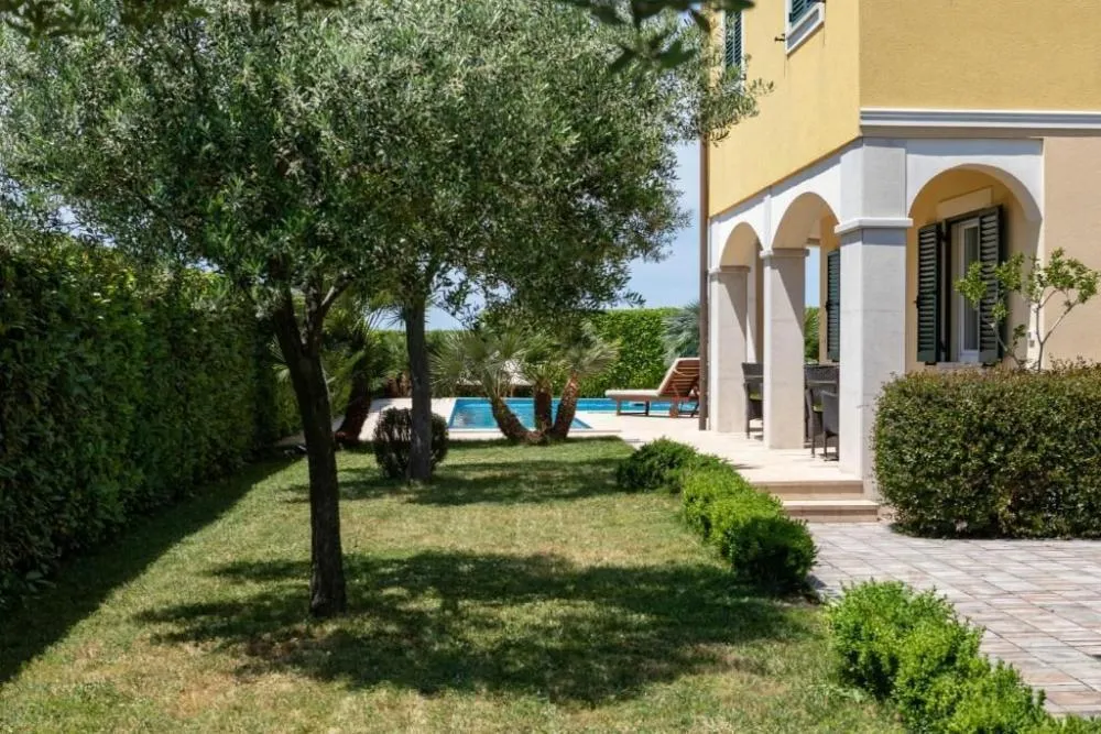 Hotel with 11 rooms in Rovinjsko Selo, Rovinj, Croatia, for sale - 10