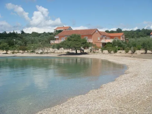 Hotel with 10 rooms in Peljesac, Croatia, for sale