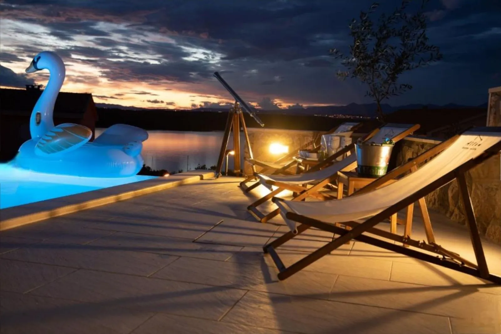 Hotel with 12 rooms in Klimno, Croatia, for sale - 10