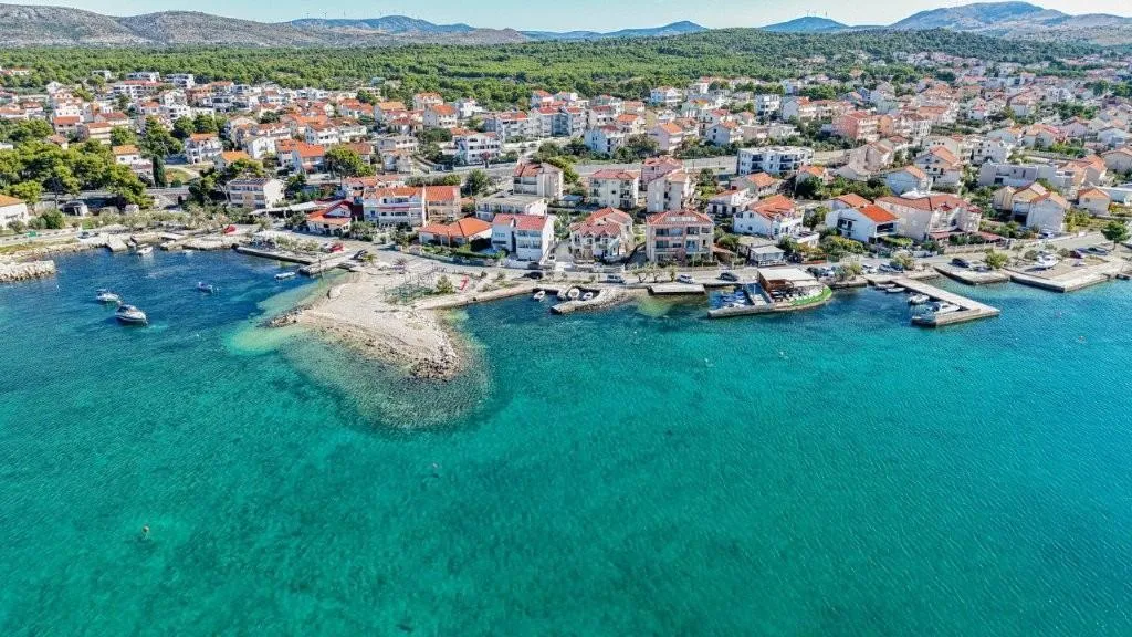 Hotel mit 7 Zimmern in Brodarica, Kroatien, zu verkaufen - 5