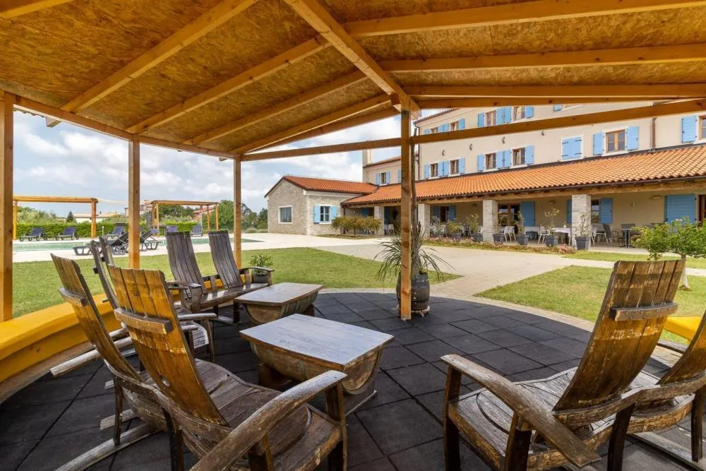 Hotel with 13 rooms in Pula, Croatia, for sale - 14