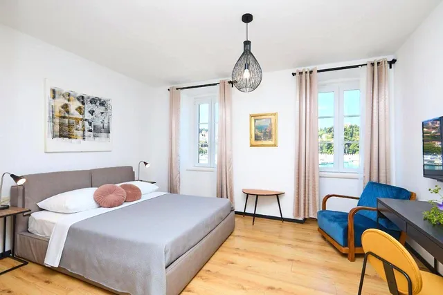 Hotel with 11 rooms in Dubrovnik, Croatia, for sale