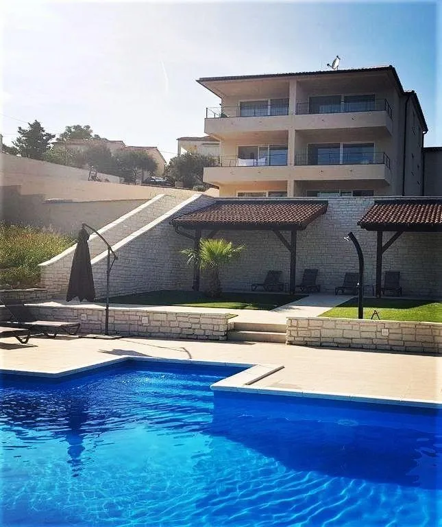 Hotel mit 12 Zimmern in Lopar, Rab, Kroatien, zu verkaufen