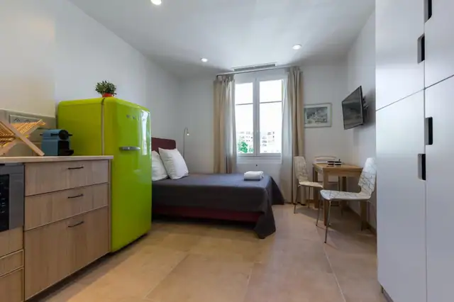 Mehrfamilienhaus mit hoher Rendite zu verkaufen, Cros-de-Cagnes, Foto 2