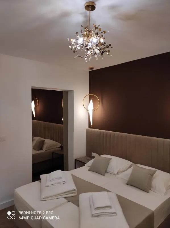 Hotel mit 13 Zimmern in Split, Kroatien, zu verkaufen - 13