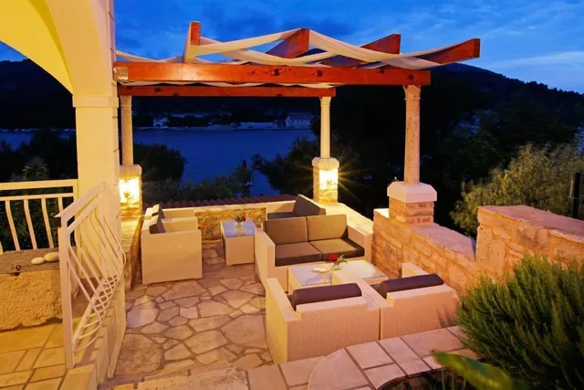 Hotel mit 7 Zimmern in Korcula, Kroatien, zu verkaufen