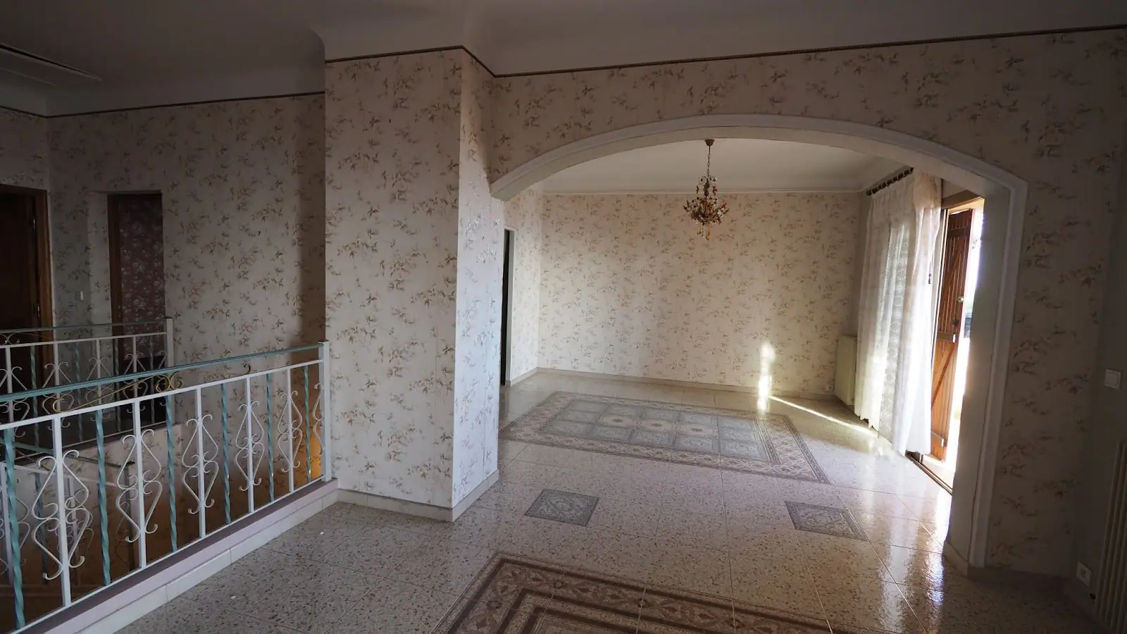 3 bedroom villa with sea view with renovation project - 8