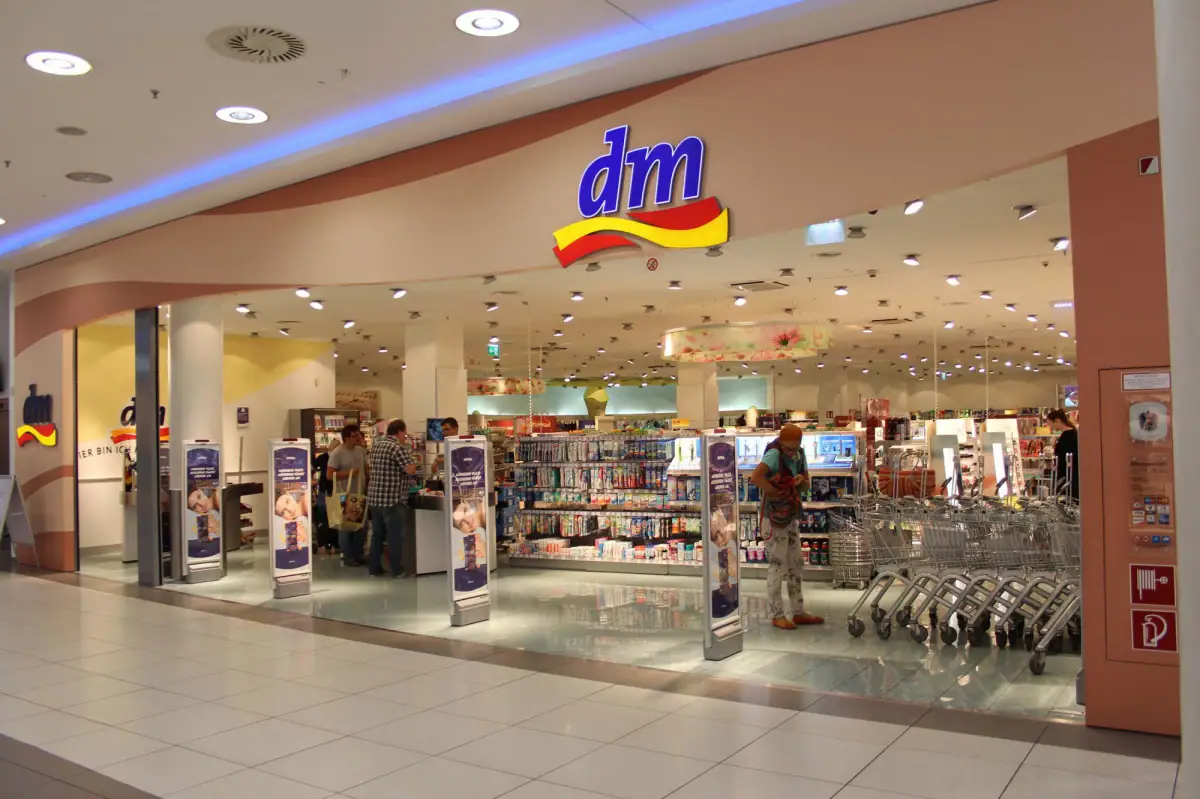 Магазин DM в 3-м районе с доходностью 5,1% на продажу, Вена - 1