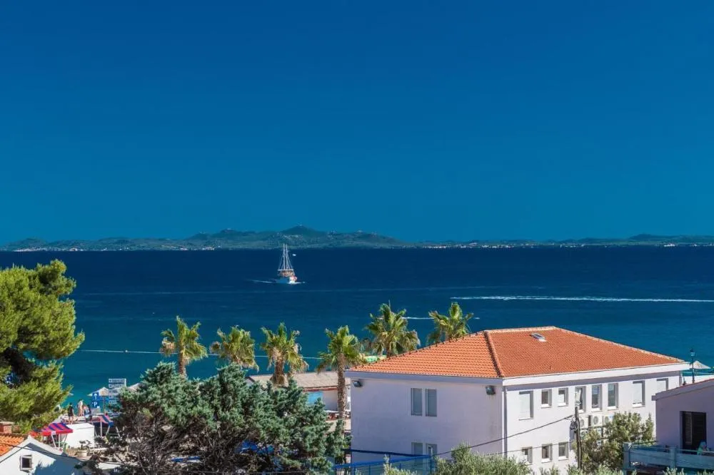 Hotel with 12 rooms in Vir, Croatia, for sale - 3