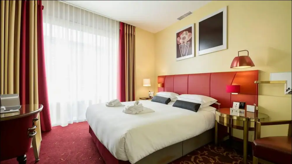 Drei-Sterne-Hotel zum Verkauf im Herzen von Carré d'Or, Nizza, Foto 1