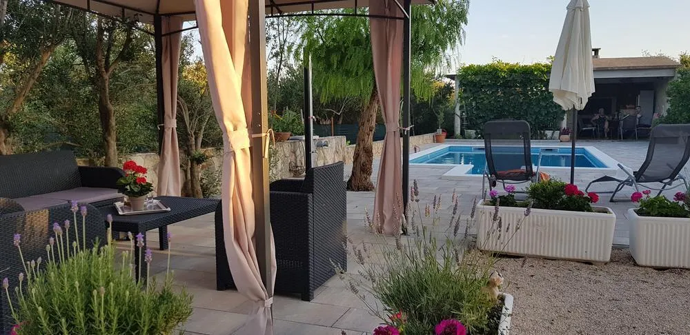 Hotel mit 10 Zimmern in Rogoznica, Kroatien, zu verkaufen - 3