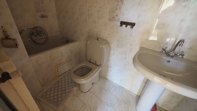 3 bedroom villa with sea view with renovation project - 11