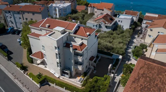 Hotel with 12 rooms in Tucepi, Croatia, for sale - 6