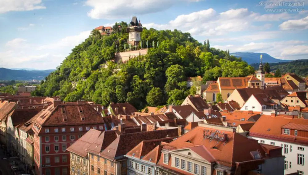 Einkaufszentrum in der Steiermark, Österreich mit 5,7 % Rendite zu verkaufen