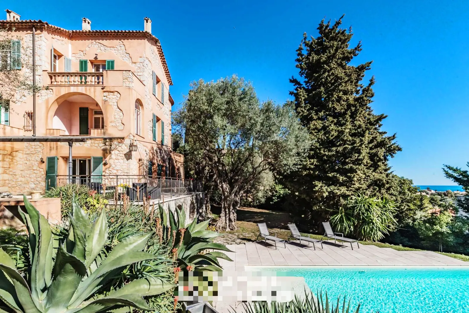 Villa with a pool and a sea view, Roquebrune-Cap-Martin - 1