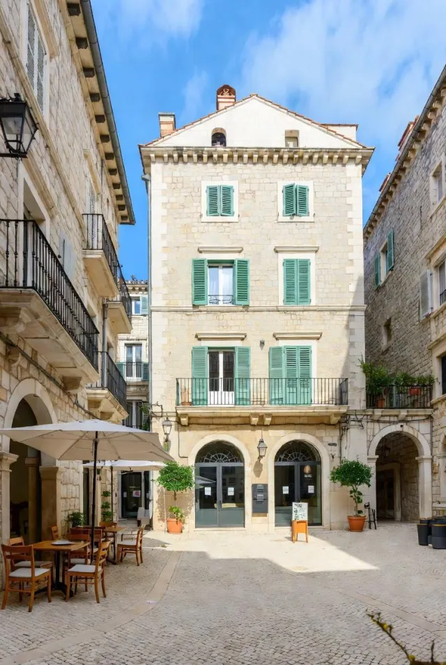 Hotel in Sibenik, Croatia, for sale