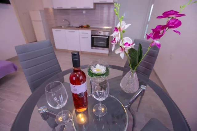 Hotel mit 10 Zimmern in Rogoznica, Kroatien, zu verkaufen - 9