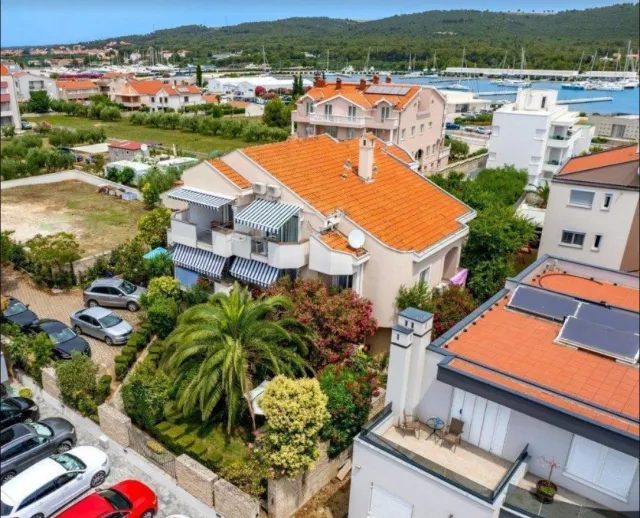 Hotel with 10 rooms in Bibinje, Croatia, for sale