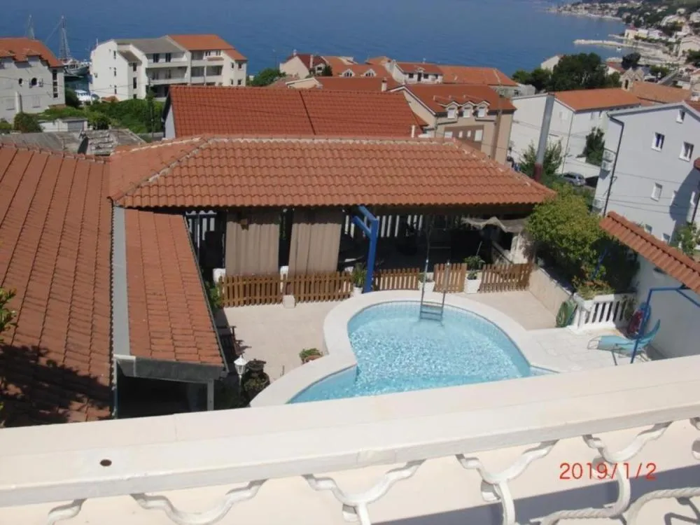 Hotel mit 18 Zimmern in Dugi Rat, Kroatien, zu verkaufen - 2