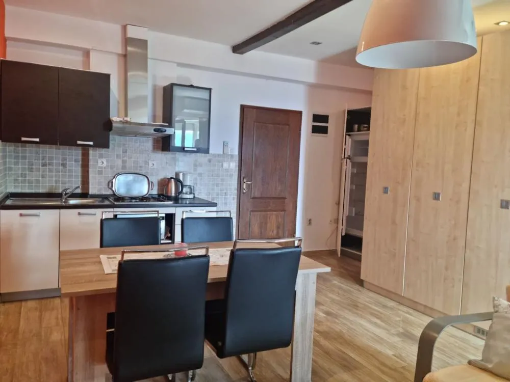 Hotel mit 11 Zimmern in Lovran, Kroatien, zu verkaufen - 11