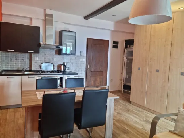 Hotel mit 11 Zimmern in Lovran, Kroatien, zu verkaufen - 11