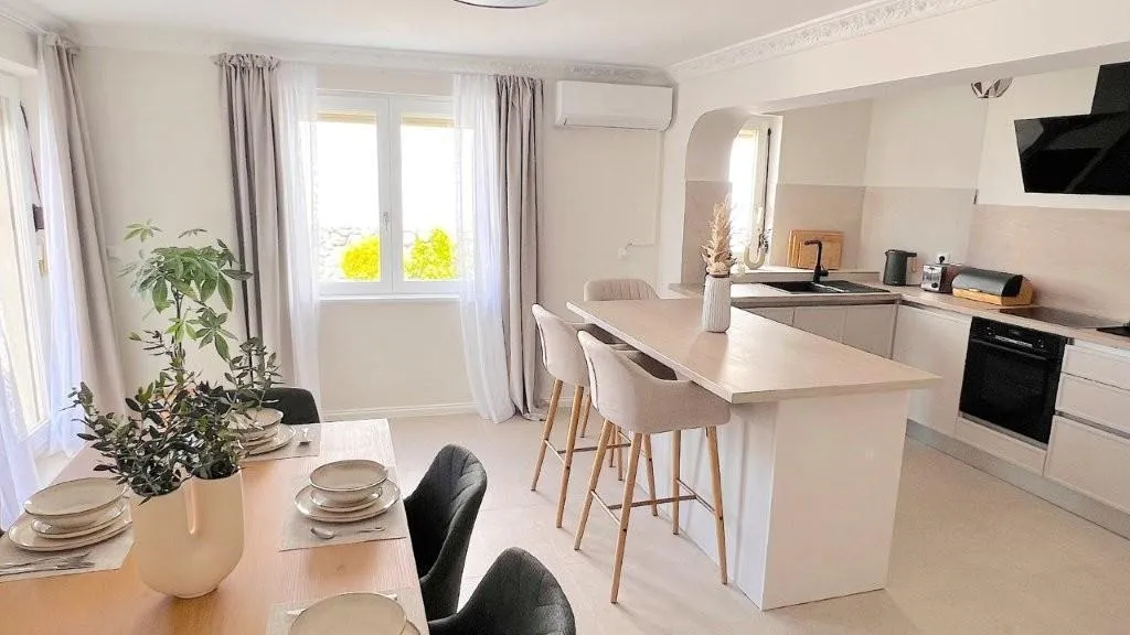 Hotel mit 7 Zimmern in Brodarica, Kroatien, zu verkaufen - 15