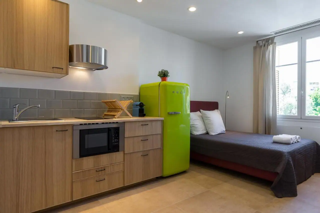 Mehrfamilienhaus mit hoher Rendite zu verkaufen, Cros-de-Cagnes, Foto 6 Mehrfamilienhaus mit hoher Rendite zu verkaufen, Cros-de-Cagnes, Foto 6