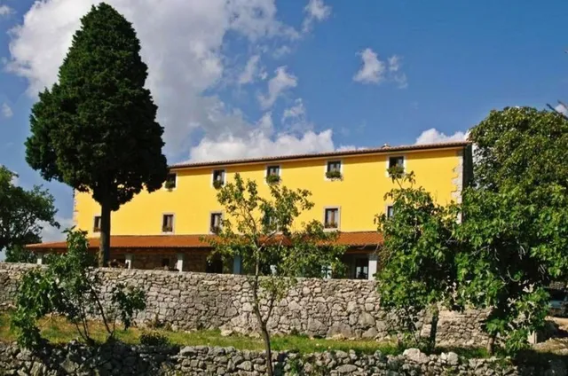 Hotel mit 10 Zimmern in Rabac, Kroatien, zu verkaufen