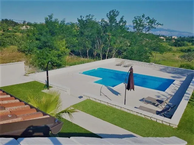 Hotel mit 12 Zimmern in Lopar, Rab, Kroatien, zu verkaufen