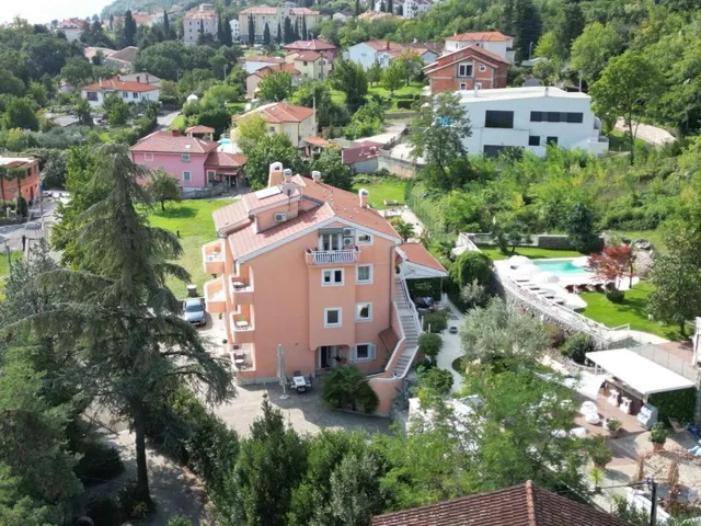 Отель площадью 700 м² в Ловране, Хорватия, на продажу - 12
