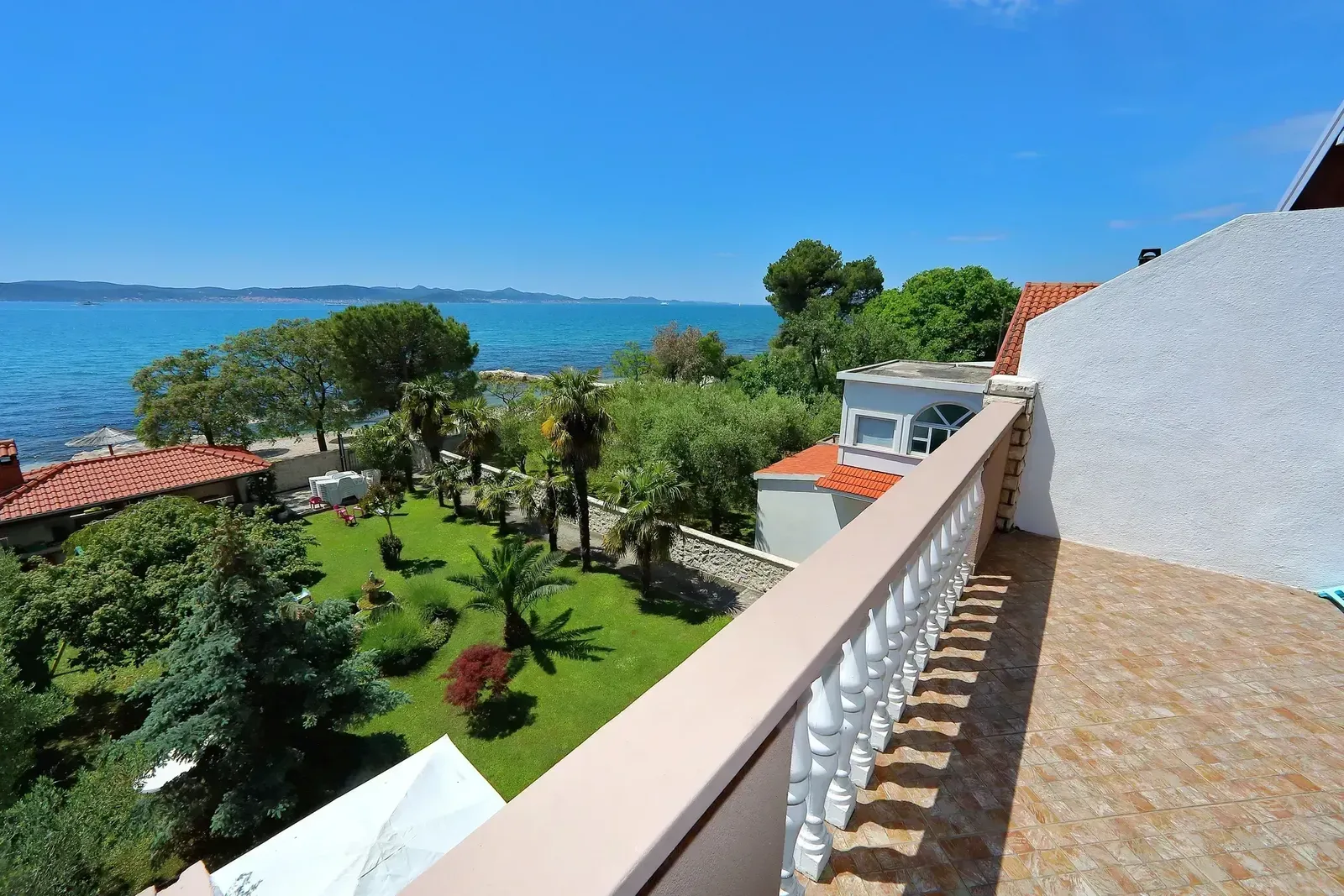 Hotel with 10 rooms in Zadar, Croatia, for sale - 1