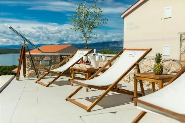 Hotel with 12 rooms in Klimno, Croatia, for sale - 9