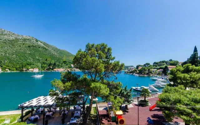 Hotel with 8 rooms in Dubrovnik, Croatia, for sale