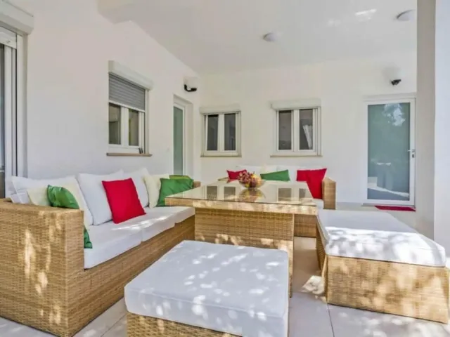 Hotel with 8 rooms in Umag, Croatia, for sale - 8