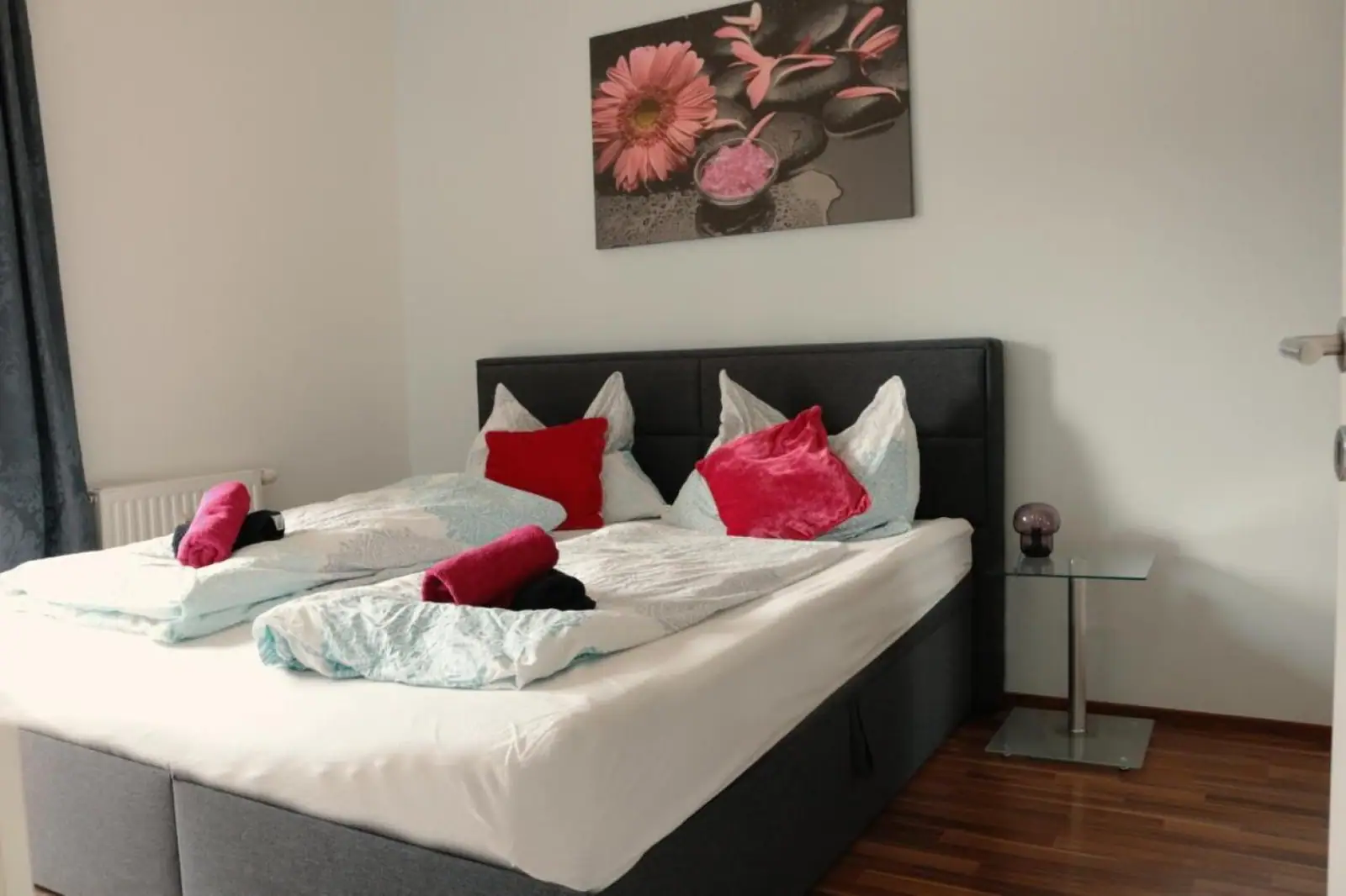 Sale of Aparthotel in Vienna not far from airport, 16 short- and long-term apartments - 2