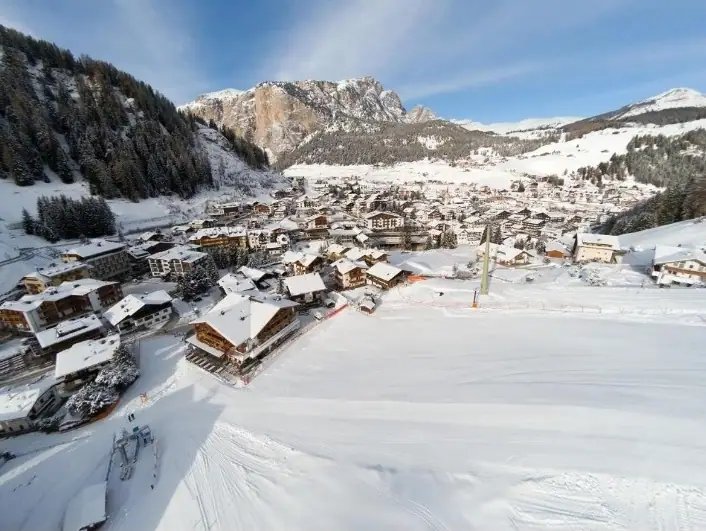 Lovely ski area hotel for sale in Northern Italy - 3