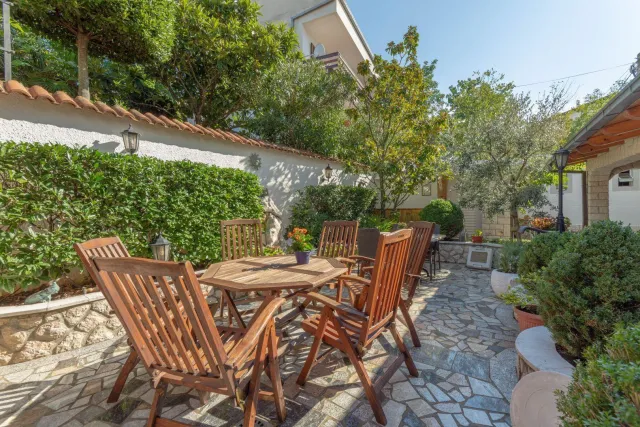 Hotel with 13 rooms in Selce, Croatia, for sale, photo 2