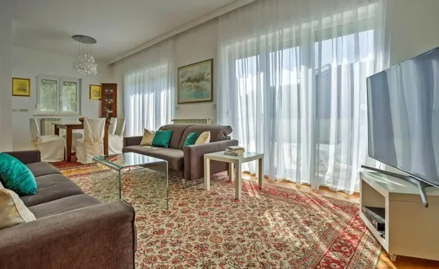 Hotel with 8 rooms in Umag, Croatia, for sale - 10