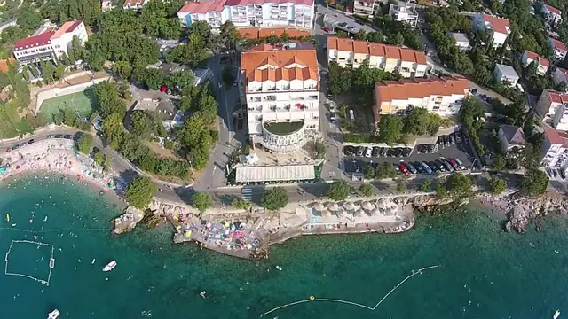 Wunderschönes 4-Sterne-Hotel am Wasser mit 60 Zimmern - ermäßigt! Foto 3