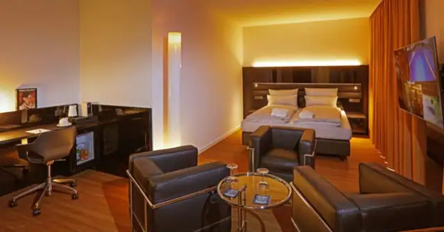 4**** Hotel with operator for 100 rooms near Dusseldorf, photo 2