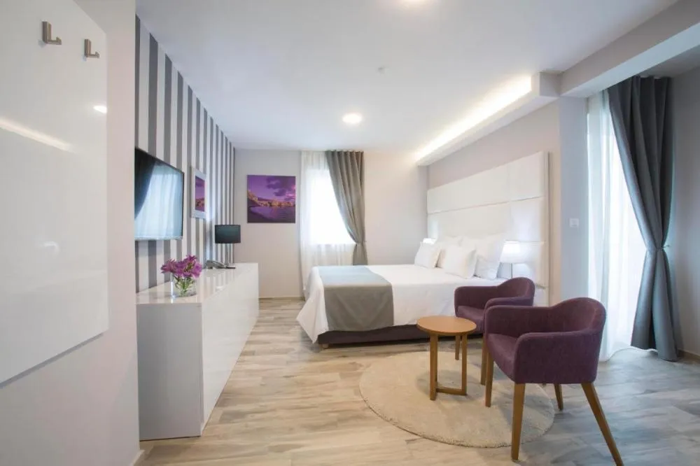 Hotel mit 19 Zimmern in Pag, Kroatien, zu verkaufen - 1