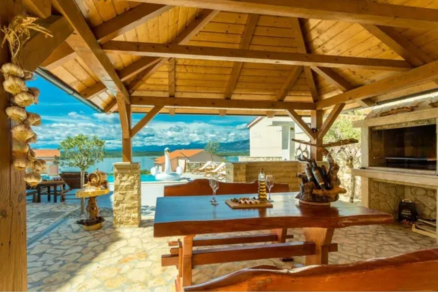 Hotel with 12 rooms in Klimno, Croatia, for sale - 12