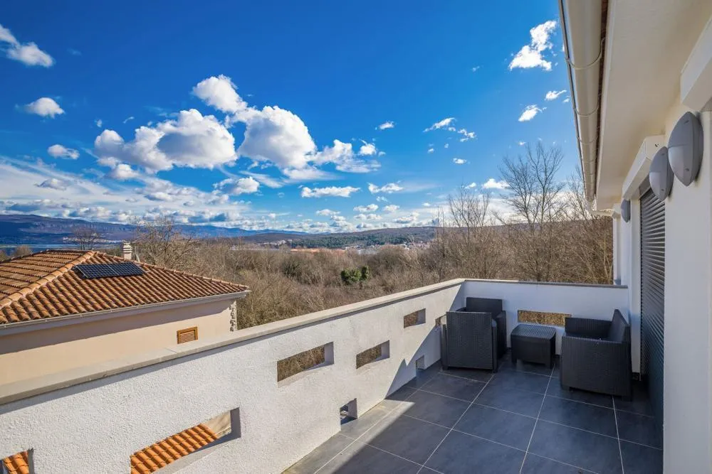 Hotel mit 7 Zimmern in Čižići, Dobrinj, Kroatien, zu verkaufen - 4
