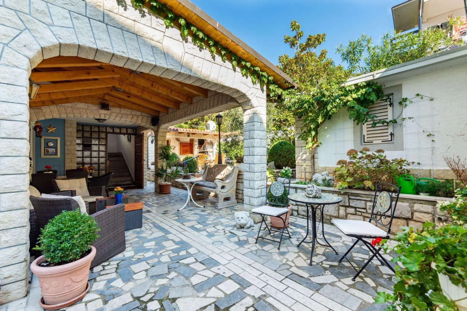 Hotel with 13 rooms in Selce, Croatia, for sale, photo 1
