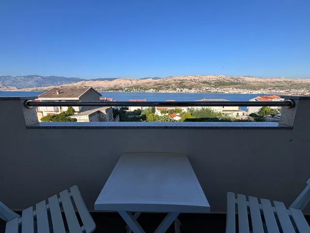 Hotel mit 24 Zimmern in Pag, Kroatien, zu verkaufen