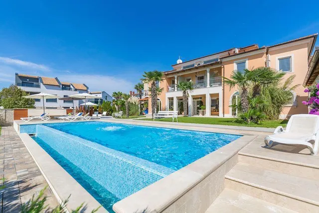 Hotel with 11 rooms in Medulin, Croatia, for sale - 6