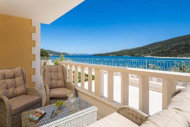Hotel mit 13 Zimmern in Marina, Kroatien, zu verkaufen - 13