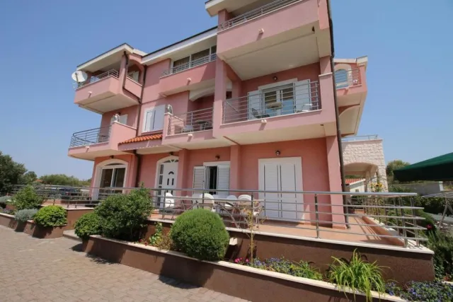 Hotel with 10 rooms in Primosten, Croatia, for sale