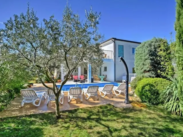 Hotel with 8 rooms in Umag, Croatia, for sale